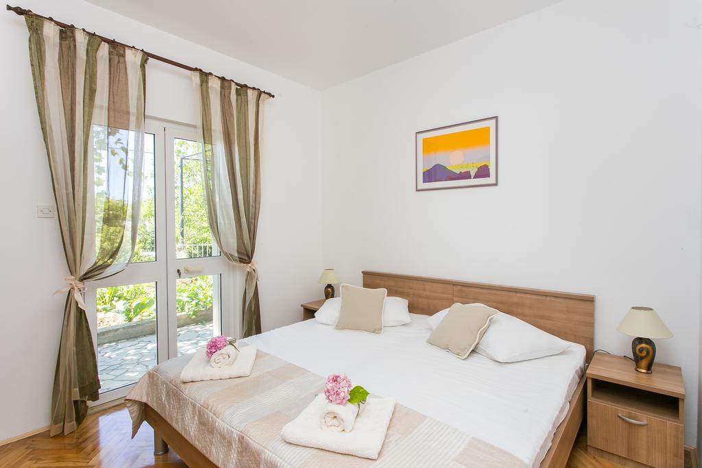 Apartments Olive Mlini Ngoại thất bức ảnh
