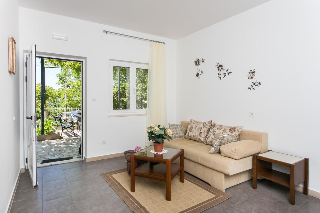 Apartments Olive Mlini Ngoại thất bức ảnh